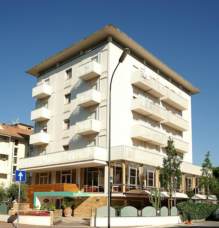 Hotel Casali Cervia Exterior photo